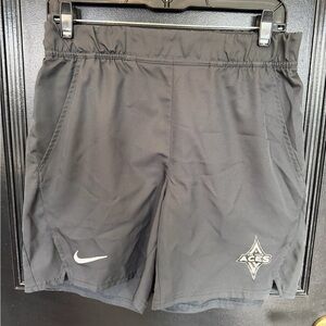 WNBA Las Vegas Aces Shorts Men’s Small Gray 6in Inseam